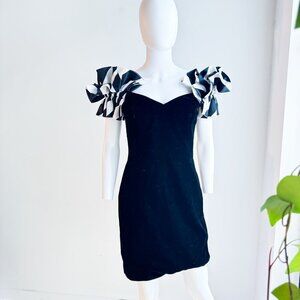 Vintage Y2k Beverly Hills 90210 A.J Bari Black velvet Ruffle Shoulder Dress S